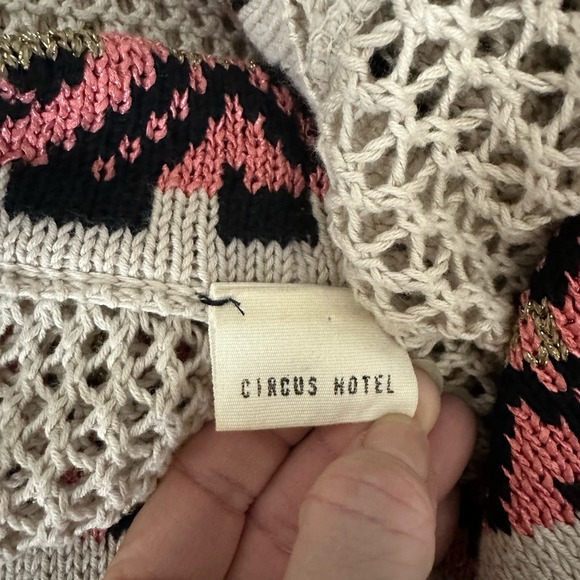 Circus Hotel Anthropologie Aztec Print Loose Fit Cardigan Sweater EU Sz 38 US S - Picture 5 of 14